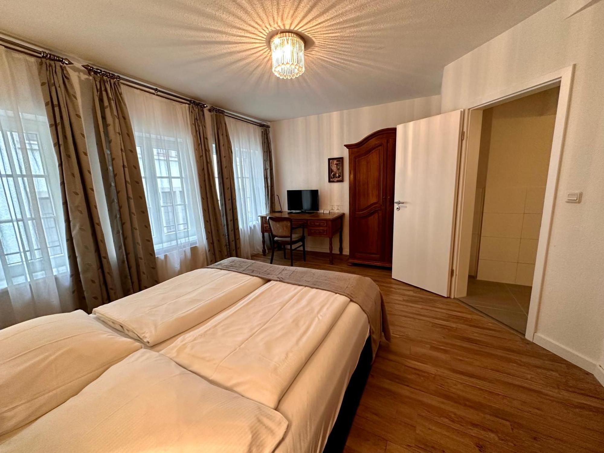 Altstadthotel Hayk Am Rhein Colonia Habitación foto