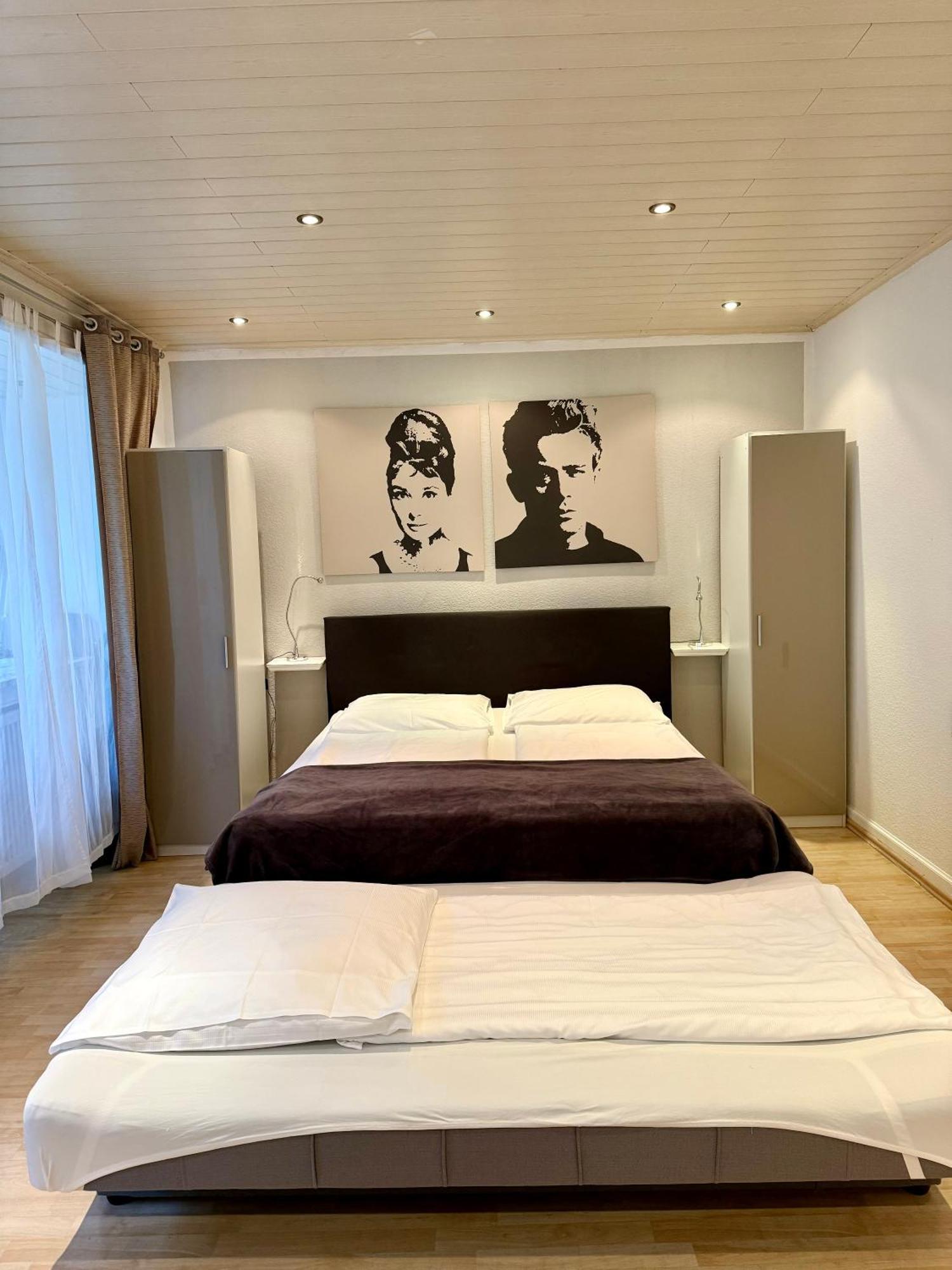 Altstadthotel Hayk Am Rhein Colonia Habitación foto